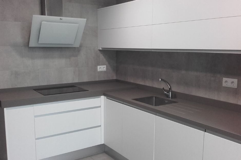 Encimeras Neolith en Aragón, Valencia y Cataluña. Encimeras de cocina a medida Mármoles y Granitos Piquer.